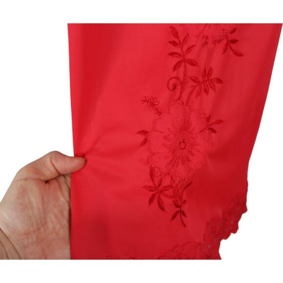 Vintage Red Vanity Fair Dress Slip Midi Length Size 34 Adjustable Straps SP75 - Picture 9 of 10